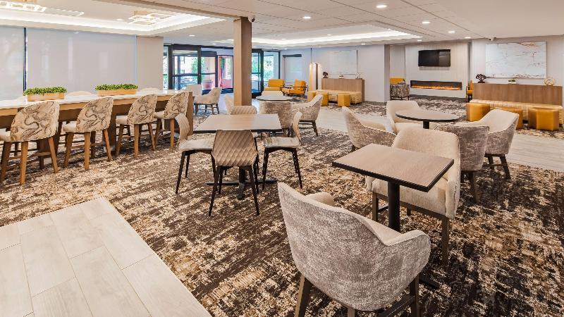 Surestay Plus Hotel By Best Western Chicago Ломбард Екстериор снимка
